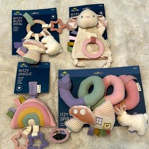 Itzy Ritzy Baby Girls Toys NWT